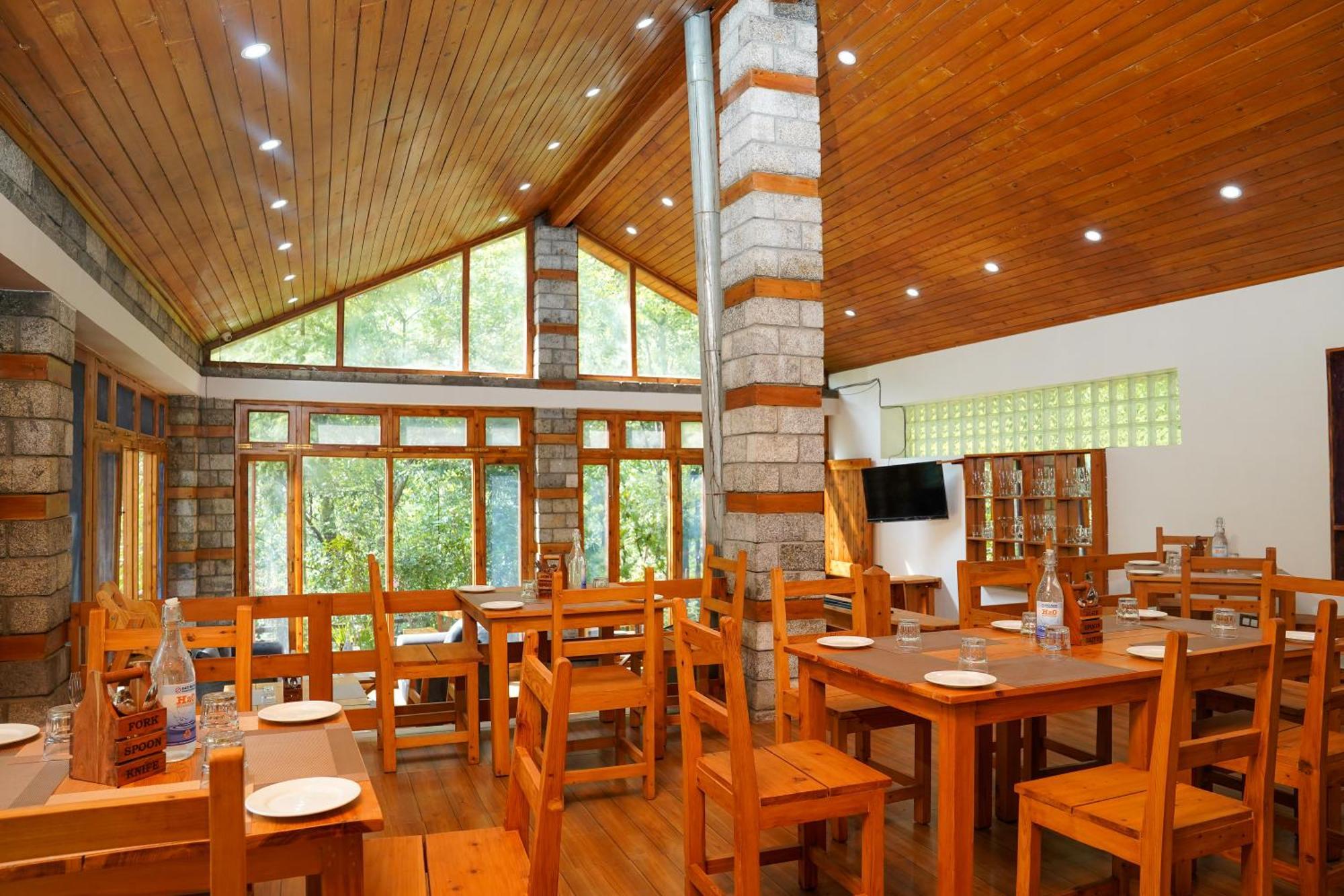 Zone Connect By The Park, Manali Hotel Exterior foto